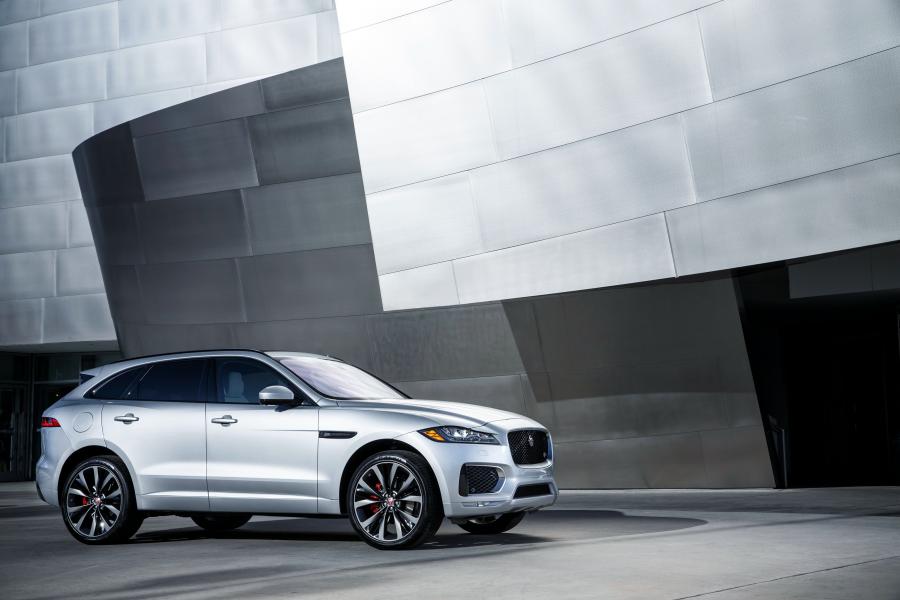  Jaguar F-Pace S 35t AWD 2016 года  (NA) (фото 2 из 16)
